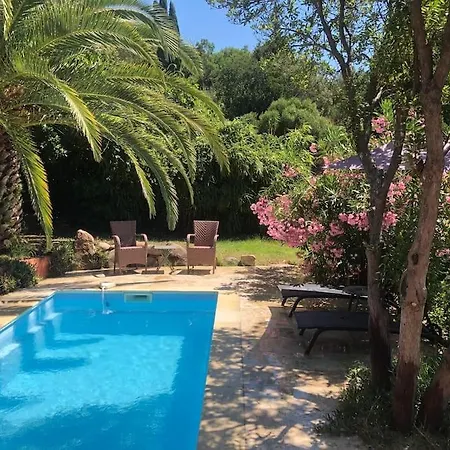 Ferienhaus Avec Piscine Privee Dans Un Havre De Paix