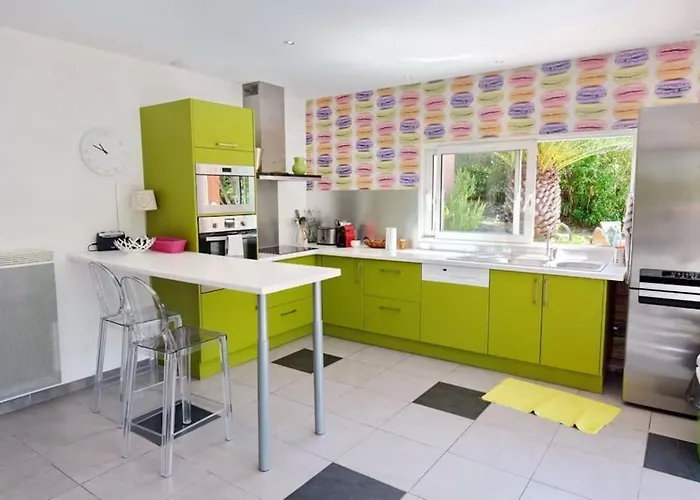 Avec Piscine Privee Dans Un Havre De Paix