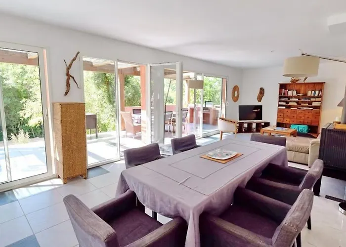 Avec Piscine Privee Dans Un Havre De Paix Vakantiehuis *